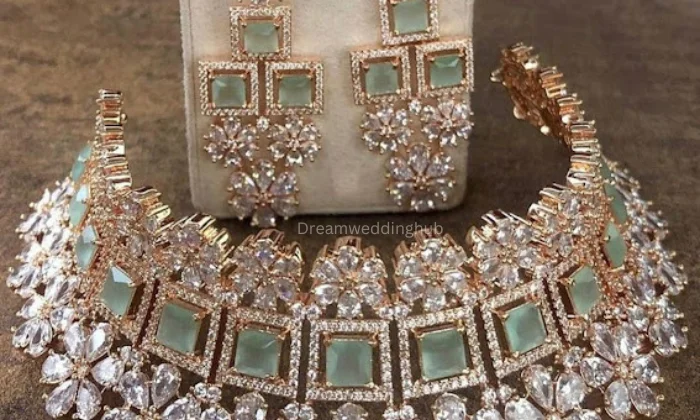 Luckshan Collection Jewellery